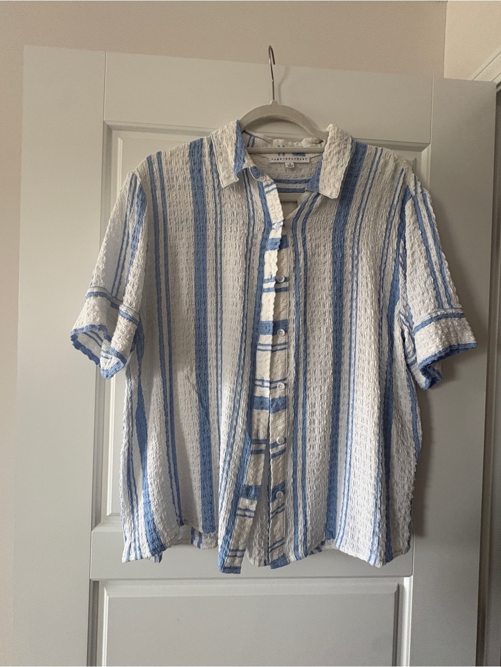 Jane & Delaney Light Blue & White Striped Short-Sleeve Button-Up Shirt NWOT